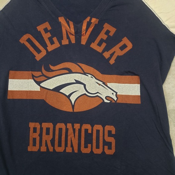 Denver Broncos Top Womens Large Blue NFL Team Apparel Short Sleeve Football - Picture 3 of 11